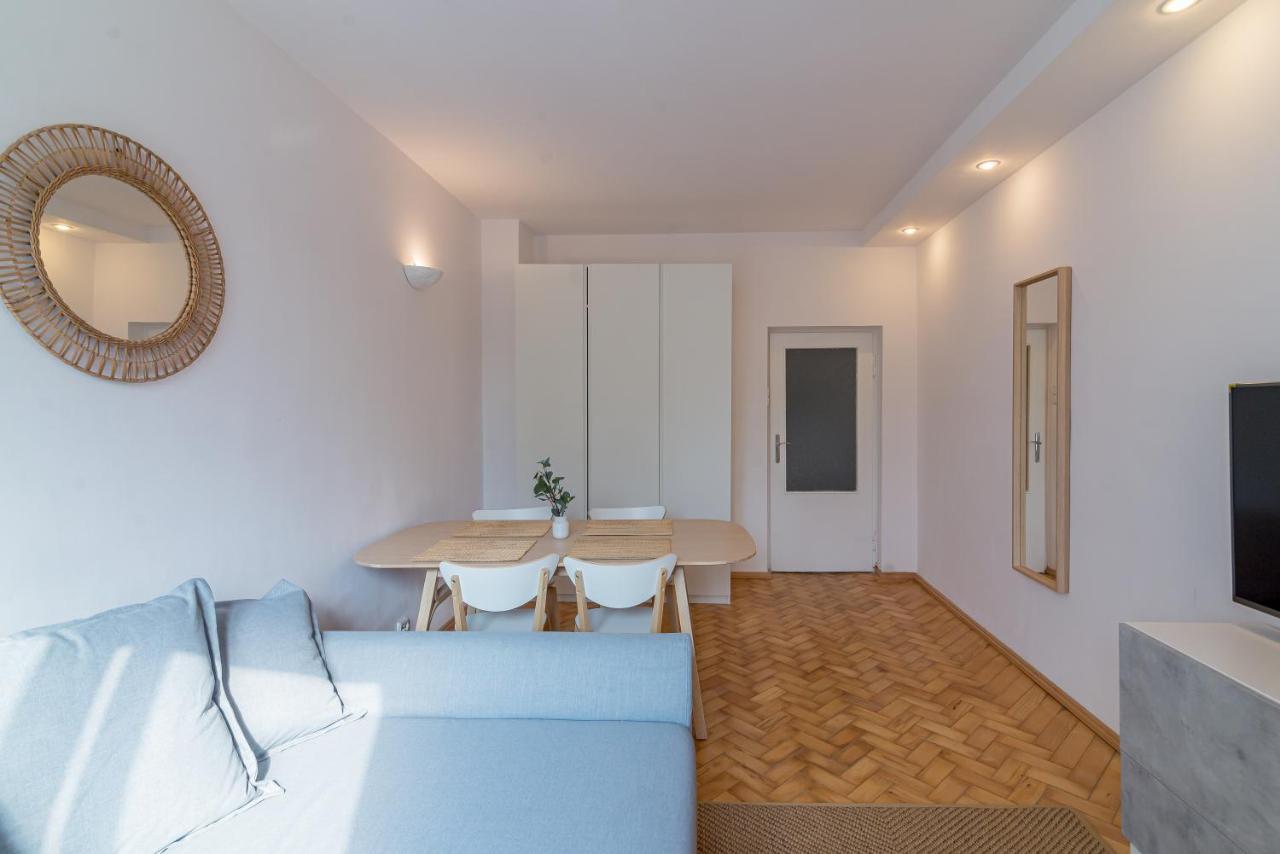 Gdynia Sleeps Apartment מראה חיצוני תמונה
